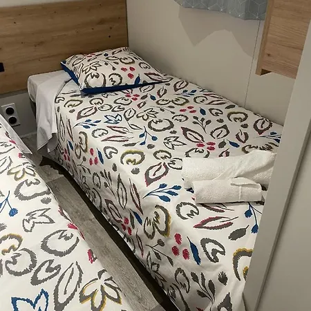 Mobil-home Neuf - 4 Pers Confort -ajaccio מלון